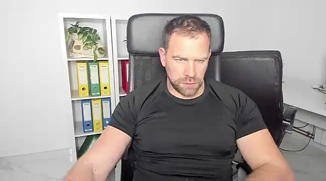 John-E-Dough online show from January 5, 2025, 5:41 am