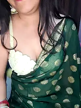 Snapshot of santurmom chatting on January 18, 2026, 5:39 pm santurmom online show from January 18, 2026, 5:39 pm