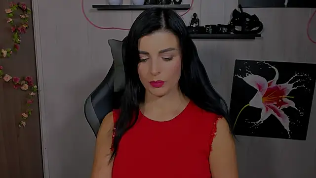 Snapshot of KayWuds chatting on December 3, 2024, 2:05 pm KayWuds online show from December 3, 2024, 2:05 pm