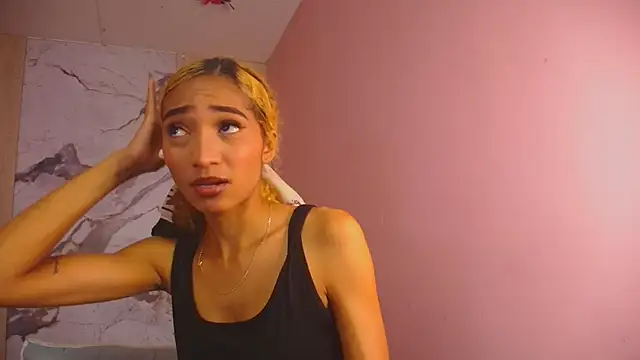 Charlotte Love10 online show from October 18, 2025, 12:06 pm