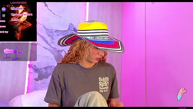 Charlotte Love10 online show from November 27, 2025, 12:18 pm