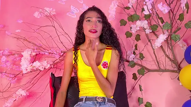 Snapshot of Charlotte_Love10 chatting on May 31, 2026, 9:38 pm Charlotte Love10 online show from May 31, 2026, 9:38 pm