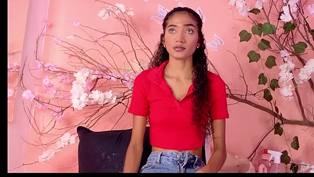 Snapshot of Charlotte_Love10 chatting on June 9, 2026, 1:01 pm Charlotte Love10 online show from June 9, 2026, 1:01 pm