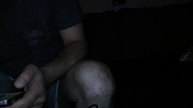 Snapshot of WilloGirl chatting on March 23, 2025, 4:27 am WilloGirl online show from March 23, 2025, 4:27 am