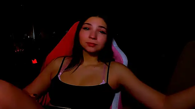 Snapshot of Beg_me_now chatting on February 11, 2025, 10:18 pm Beg me now online show from February 11, 2025, 10:18 pm