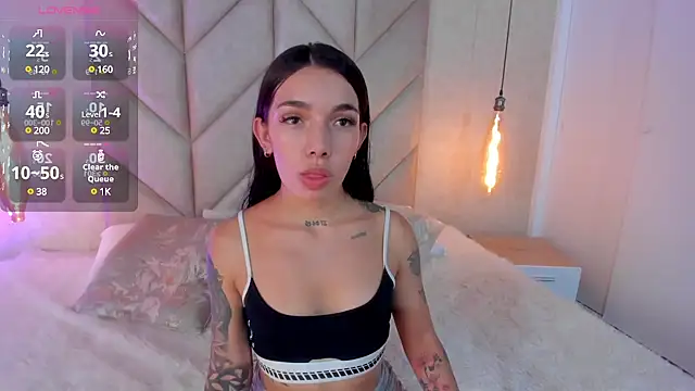 Snapshot of Mollymoon1 chatting on January 23, 2025, 7:07 pm Mollymoon1 online show from January 23, 2025, 7:07 pm