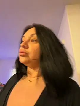 AlyssiaAmoreXO online show from October 26, 2025, 5:19 pm