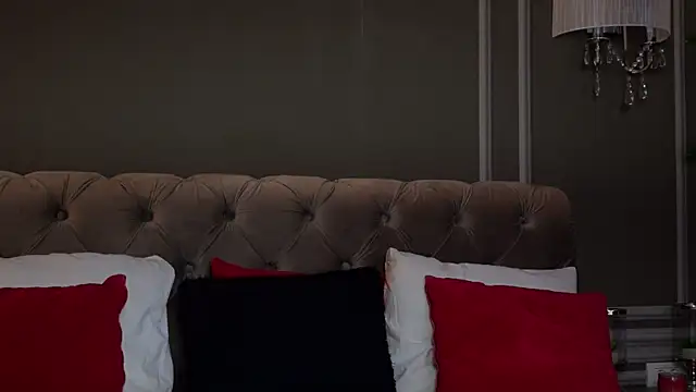 Snapshot of AnnieStylesx chatting on September 28, 2025, 5:24 am AnnieStylesx online show from September 28, 2025, 5:24 am