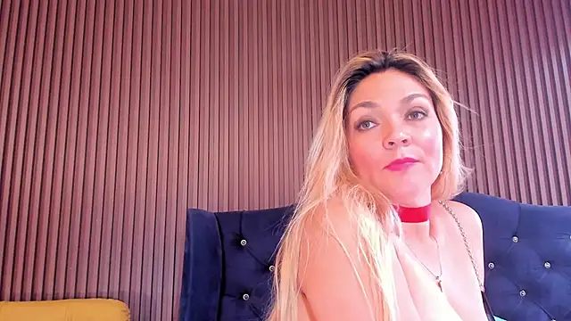 MalorySweet online show from January 6, 2025, 4:34 pm