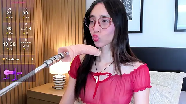 Snapshot of doll_bella_ chatting on June 24, 2026, 8:08 pm doll bella online show from June 24, 2026, 8:08 pm