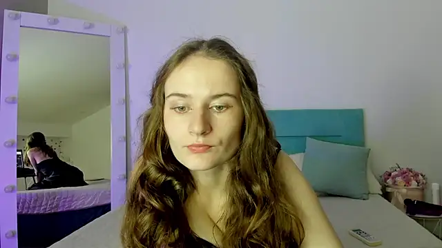 Snapshot of L1ittle_kitty_ chatting on October 15, 2025, 5:29 am L1ittle kitty online show from October 15, 2025, 5:29 am