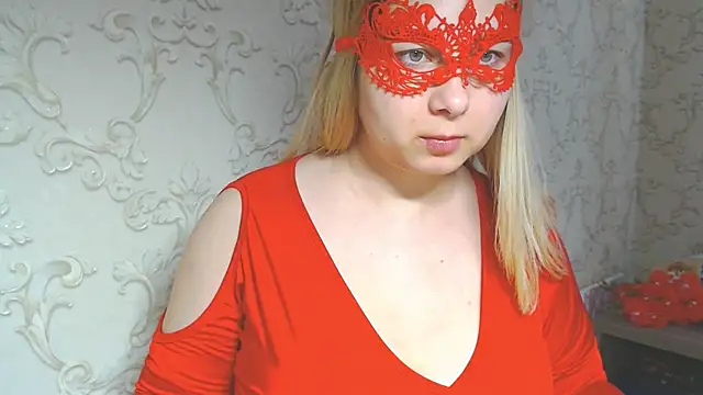 DolphinDreams online show from July 17, 2026, 6:20 am