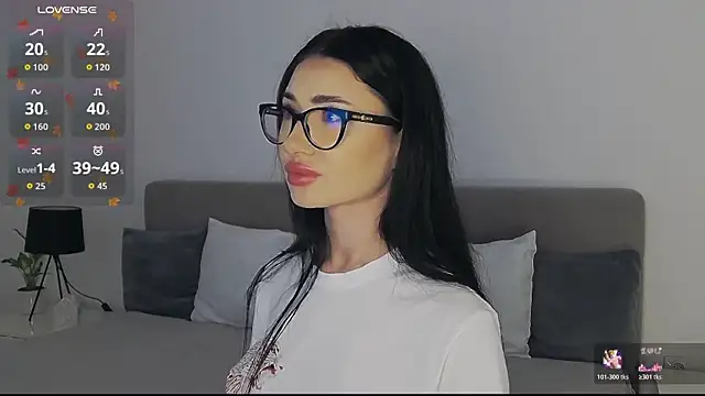 Snapshot of AllisonSky chatting on November 2, 2025, 12:29 pm AllisonSky online show from November 2, 2025, 12:29 pm