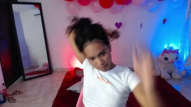 Snapshot of valeriah_7 chatting on February 21, 2025, 7:43 pm valeriah 7 online show from February 21, 2025, 7:43 pm