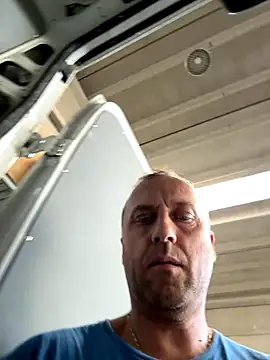 Snapshot of Lecatore80 chatting on October 28, 2025, 2:20 pm Lecatore80 online show from October 28, 2025, 2:20 pm