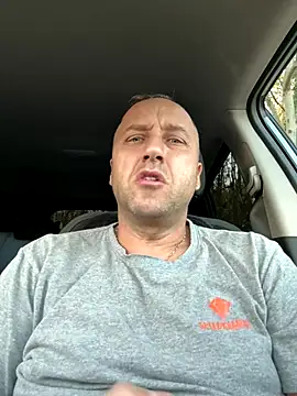 Snapshot of Lecatore80 chatting on November 4, 2025, 3:55 pm Lecatore80 online show from November 4, 2025, 3:55 pm