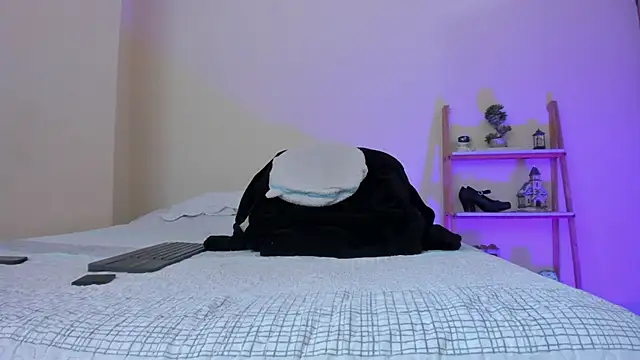 Snapshot of skinny_and_boyfriend chatting on February 25, 2025, 4:53 pm skinny and boyfriend online show from February 25, 2025, 4:53 pm