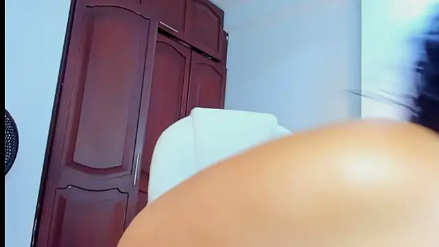 kathyajhonss online show from February 17, 2025, 10:36 pm