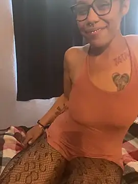 Princess Desirae online show from May 24, 2026, 6:46 pm