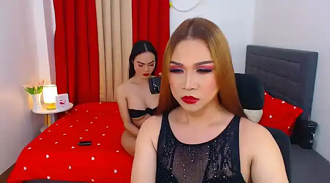 Snapshot of Carladiamondxx chatting on December 29, 2024, 3:44 am Carladiamondxx online show from December 29, 2024, 3:44 am