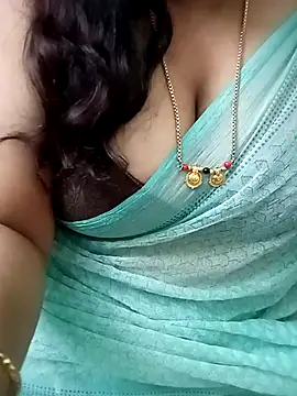 Snapshot of your-sameera chatting on May 12, 2026, 4:31 am your-sameera online show from May 12, 2026, 4:31 am