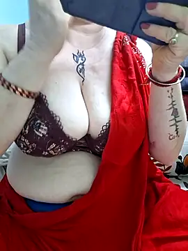 Snapshot of Raja_Ranii chatting on June 26, 2026, 12:26 am Raja Ranii online show from June 26, 2026, 12:26 am