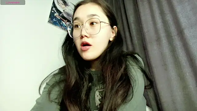 Jennatyan online show from February 19, 2025, 8:01 am