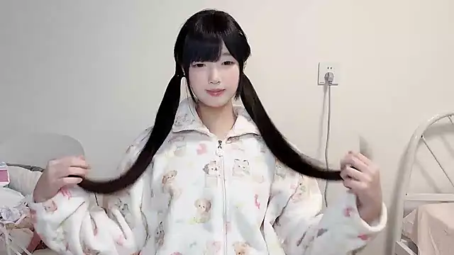 Snapshot of Fairy-06 chatting on December 29, 2024, 7:22 pm Fairy-06 online show from December 29, 2024, 7:22 pm