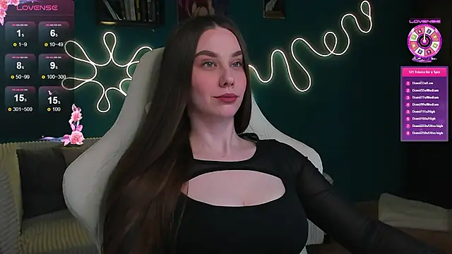 katie taylorr online show from March 28, 2026, 10:09 pm
