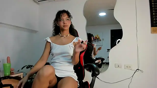 Milanxht online show from January 16, 2025, 9:08 pm