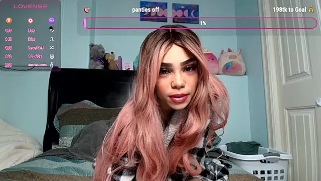 Snapshot of kittymarie28 chatting on March 21, 2025, 6:40 pm kittymarie28 online show from March 21, 2025, 6:40 pm