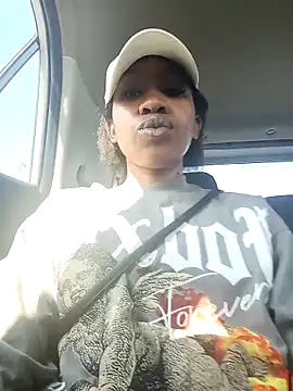 Snapshot of CocoSexyBabe chatting on March 22, 2025, 6:33 am CocoSexyBabe online show from March 22, 2025, 6:33 am