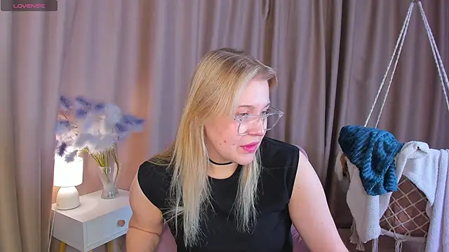 Colleen Blake online show from May 6, 2026, 5:07 pm