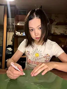 Snapshot of lalallalalaa- chatting on October 18, 2025, 6:08 pm lalallalalaa- online show from October 18, 2025, 6:08 pm