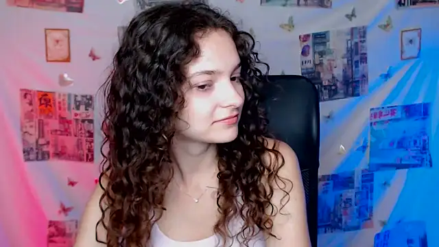  SusieSu  online show from June 11, 2026, 6:22 am