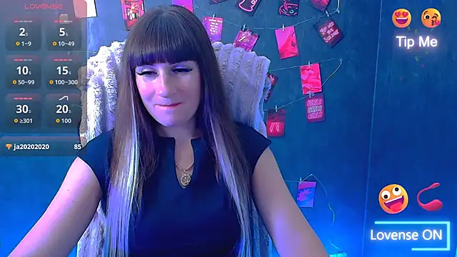 Snapshot of Violla_My chatting on July 7, 2026, 7:23 am Violla My online show from July 7, 2026, 7:23 am