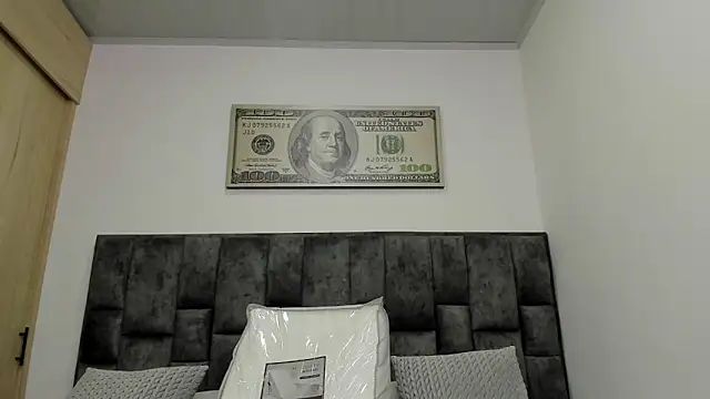 Snapshot of BastianFerrari chatting on December 22, 2024, 9:09 pm BastianFerrari online show from December 22, 2024, 9:09 pm