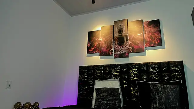 Snapshot of BastianFerrari chatting on October 21, 2025, 7:58 pm BastianFerrari online show from October 21, 2025, 7:58 pm