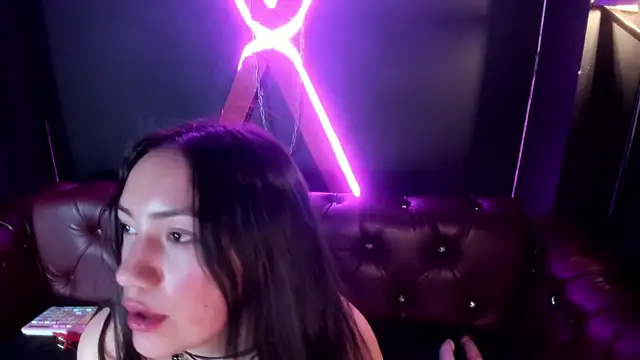 Scarlett  Fox   online show from February 11, 2025, 5:29 pm