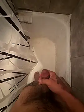 Snapshot of fundick132 chatting on November 18, 2025, 8:08 am fundick132 online show from November 18, 2025, 8:08 am