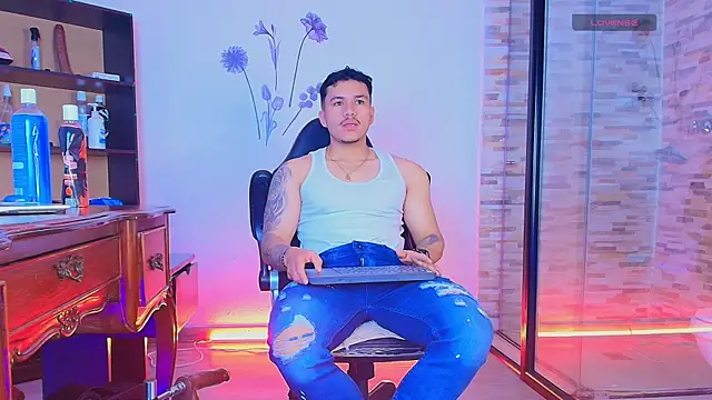 jeisonstark online show from July 26, 2026, 12:01 pm