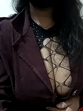 Anamika Kapoor online show from December 31, 2024, 8:12 pm