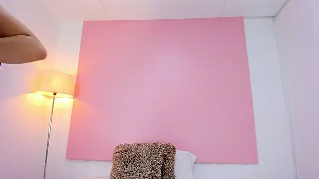 Snapshot of andyylove_jk chatting on November 27, 2025, 12:07 pm andyylove jk online show from November 27, 2025, 12:07 pm