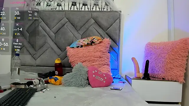 alicee 18 online show from September 26, 2025, 1:48 pm