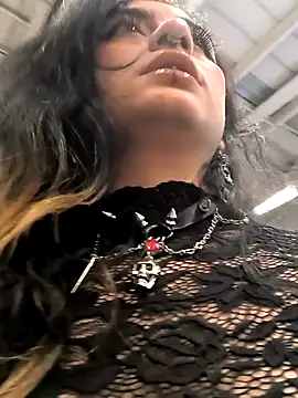 Lila Desiree online show from January 7, 2025, 12:24 am