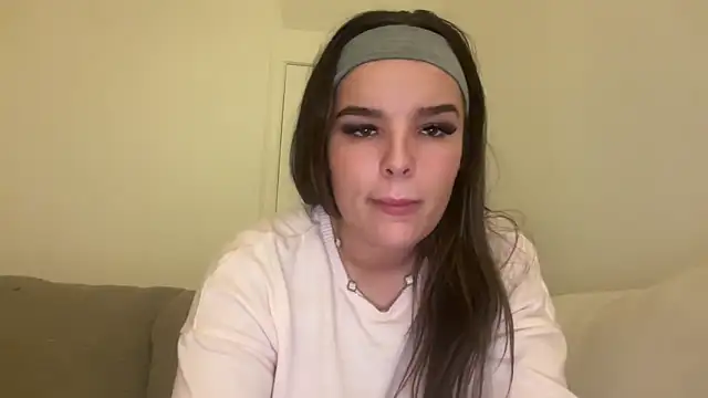 Snapshot of maisiesmithx chatting on January 26, 2025, 10:35 pm maisiesmithx online show from January 26, 2025, 10:35 pm