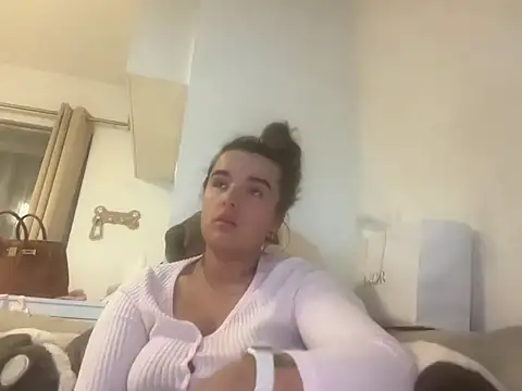 Snapshot of maisiesmithx chatting on October 19, 2025, 9:59 pm maisiesmithx online show from October 19, 2025, 9:59 pm