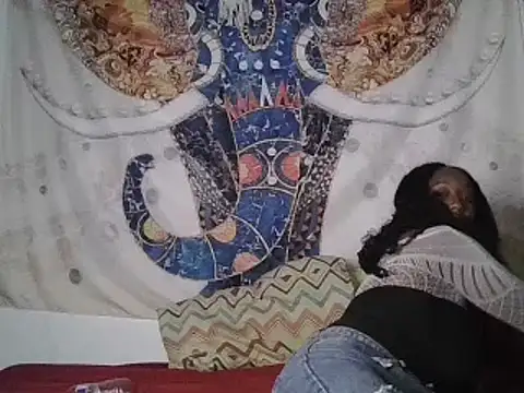 Snapshot of topteirchcoclate chatting on February 9, 2025, 1:03 pm topteirchcoclate online show from February 9, 2025, 1:03 pm