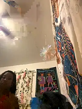 Snapshot of topteirchcoclate chatting on December 17, 2025, 7:58 am topteirchcoclate online show from December 17, 2025, 7:58 am