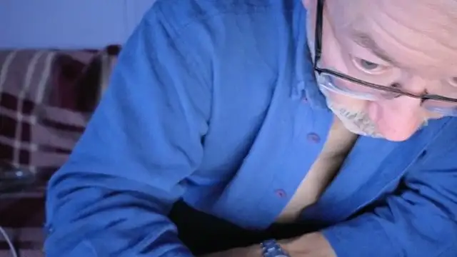 Snapshot of loverboyxxx69 chatting on October 3, 2025, 2:41 am loverboyxxx69 online show from October 3, 2025, 2:41 am